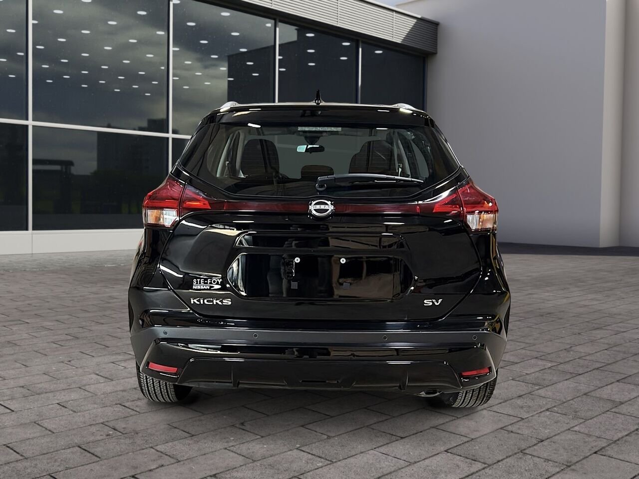 2024 Nissan Kicks SV TA Black Québec - photo #2