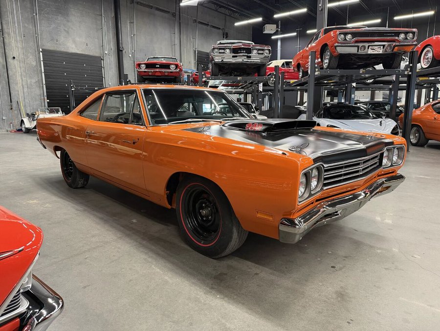 1969 Plymouth Roadrunner 1969 Orange