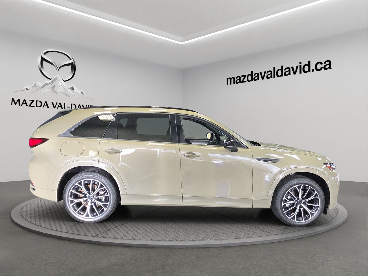 Mazda CX-90 hybride léger GT-P TI 2026 Quartz platine métallisé Val-David - photo #6