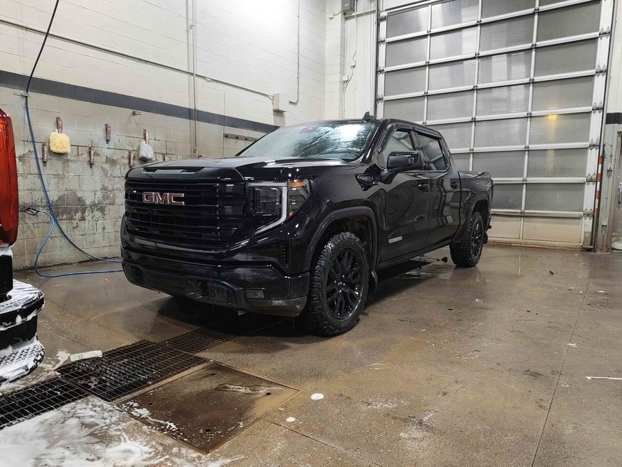 2024 GMC Sierra 1500 Elevation 5.3L X31 | Heated Seats/Steering Wheel Black