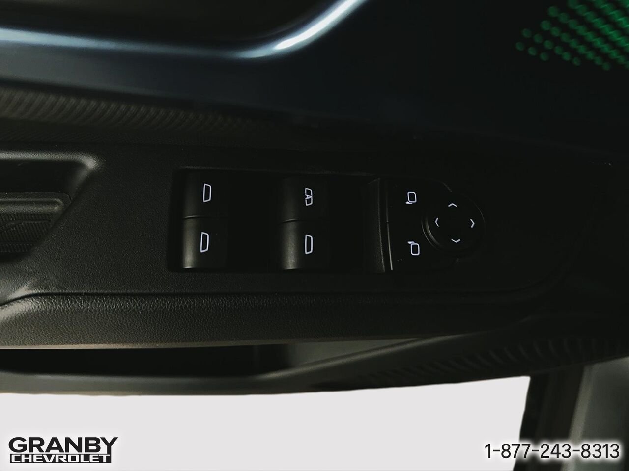 CHEVROLET CHEVROLET EQUINOX EV EQUINOX EV LT1 eAWD W/PCY (2LT) | 2027 GRIS STERLING METALLISE Granby - photo #12