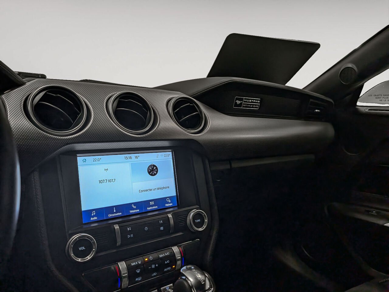 2020 Ford MUSTANG 2.3L EcoBoost Convertible Groupe 101A White Sherbrooke - photo #10