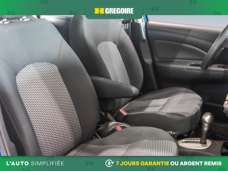 Nissan MICRA 2019 Bleu Blainville - photo #28