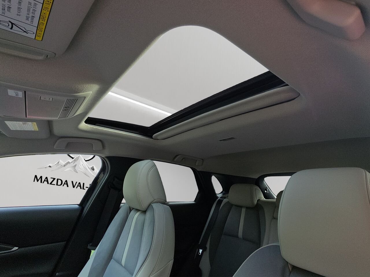 Mazda CX-30 GT, traction intégrale, sièges en cuir, caméra 360°, toit ouvrant, Bose 12 HP, affichage tête 2026 Bleu cristal foncé mica Val-David - photo #27