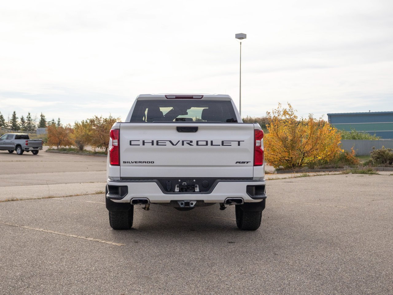 2024 Chevrolet Silverado 1500 4WD Crew Cab 147 RST White Sherwood Park - photo #11