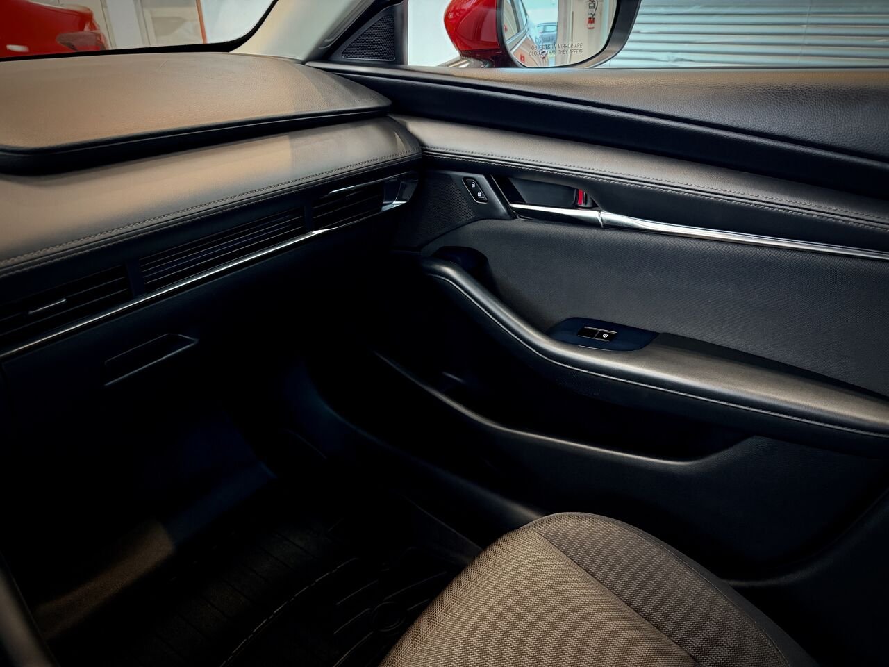 2019 Mazda Mazda3 Red Notre-Dame-des-Prairies - photo #18