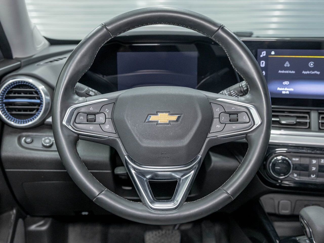 Chevrolet Trax LT *SIÈGES / VOLANT CHAUFF* CARPLAY REG ADAPT WIFI 2025 Rouge Saint-Jérôme - photo #13