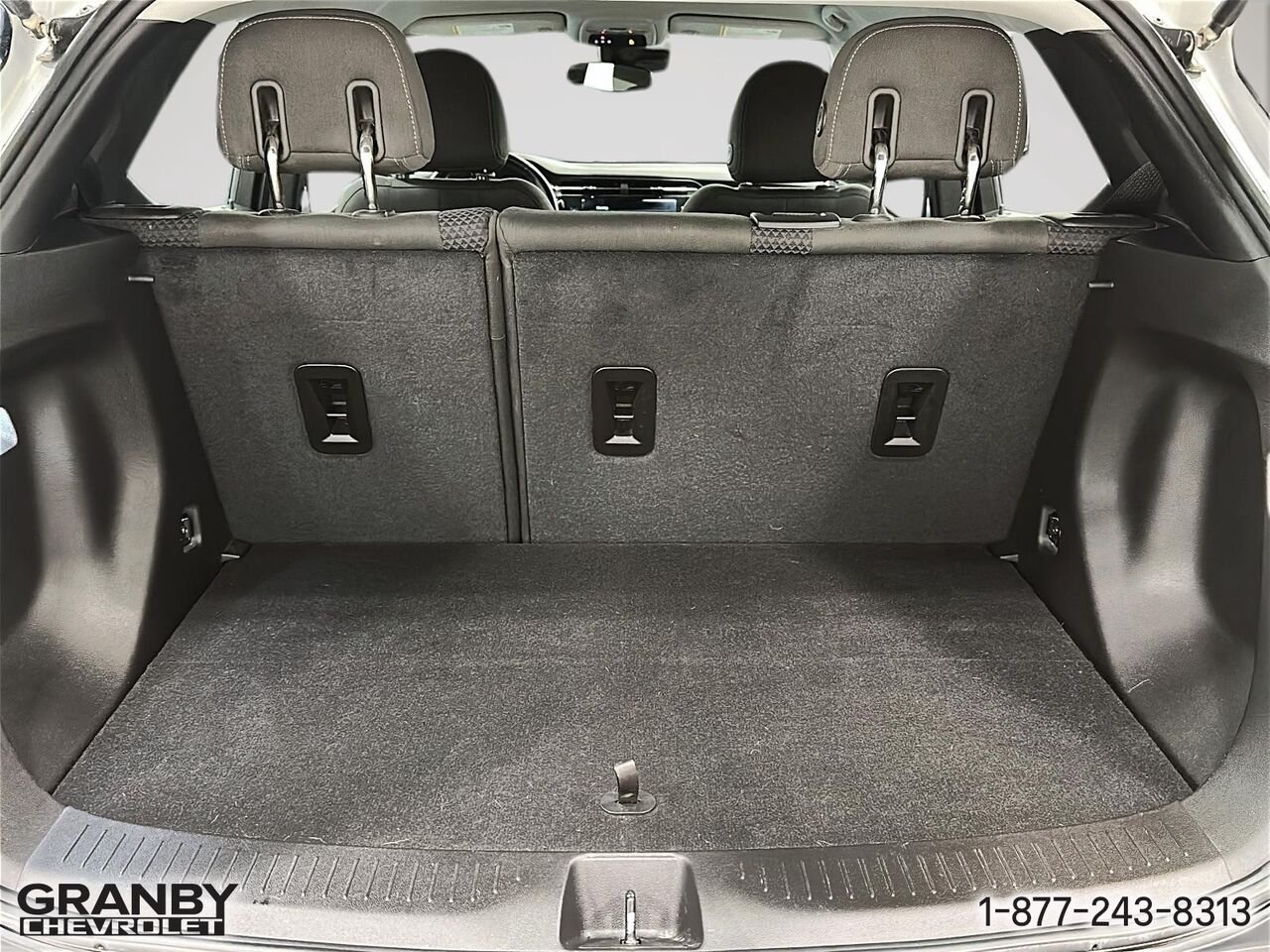 2023 Chevrolet Bolt EUV LT | 27-0120A Grey Granby - photo #8