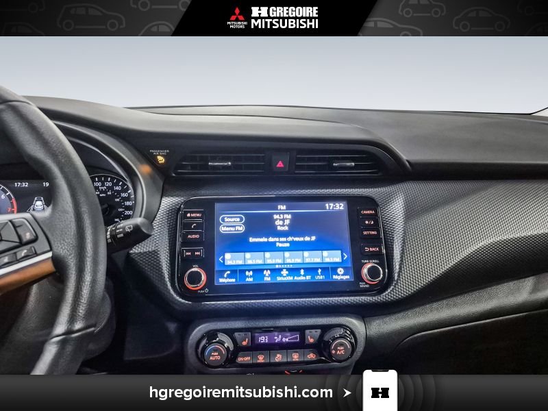 Nissan Kicks MA4607 | SV * Mags * Caméra * Carplay * Bluetooth 2025 Blanc Laval - photo #20