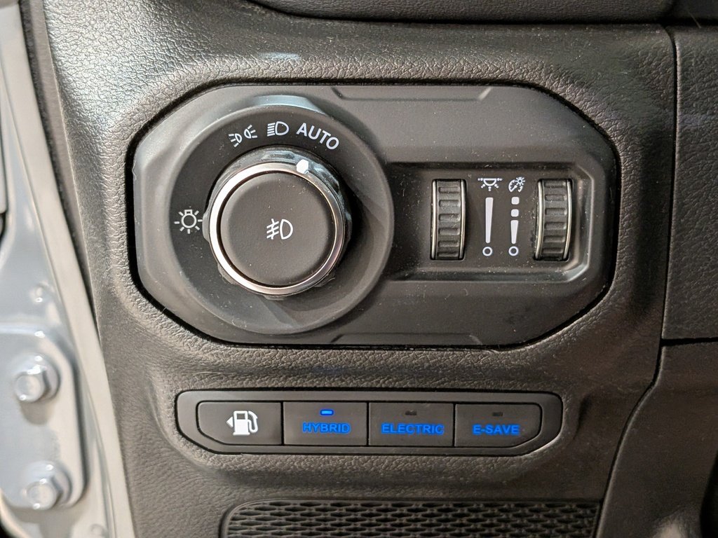 2021 Jeep Wrangler 4xe Unlimited Sahara 4x4 Grey Val-David - photo #30