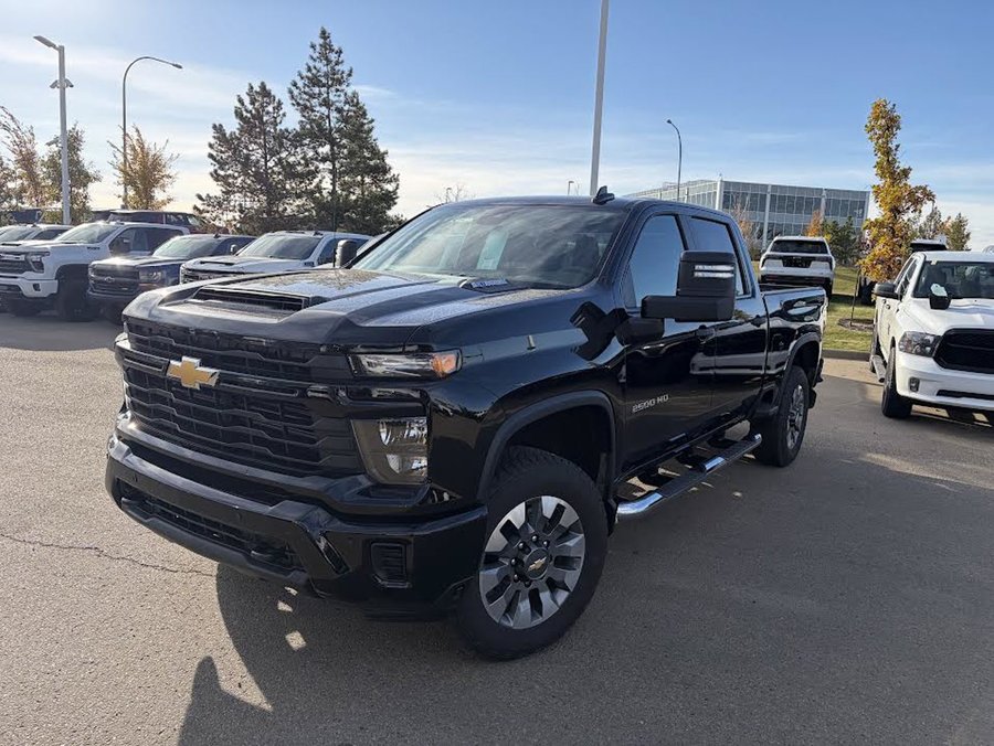 2026 Chevrolet Silverado 2500HD Custom 6.6L Duramax | Safety Package Black