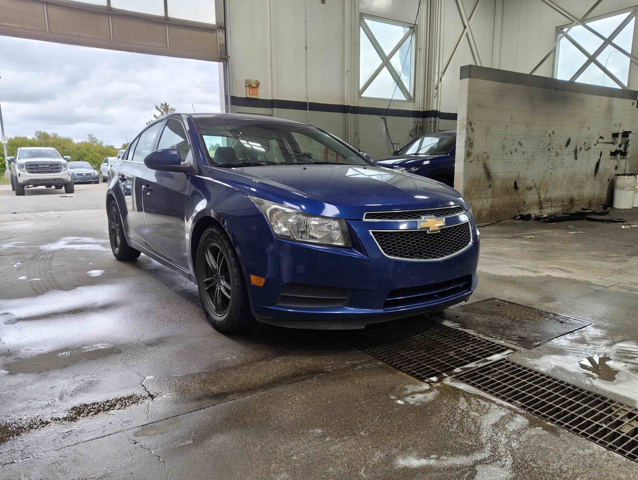 2012 Chevrolet Cruze 4dr Sdn LT Turbo+ w/1SB Blue Sherwood Park - photo #2