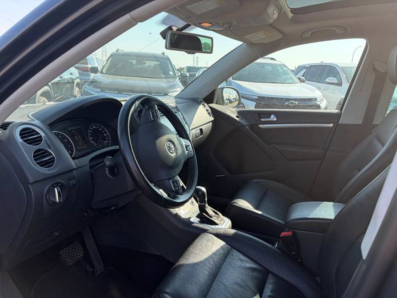 2015 Volkswagen Tiguan 4MOTION 4dr Auto Trendline Pepper Gray Metallic Sherwood Park - photo #6