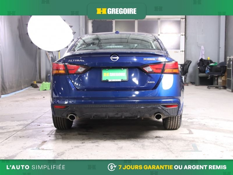 2024 Nissan Altima Blue Saint-Eustache - photo #5