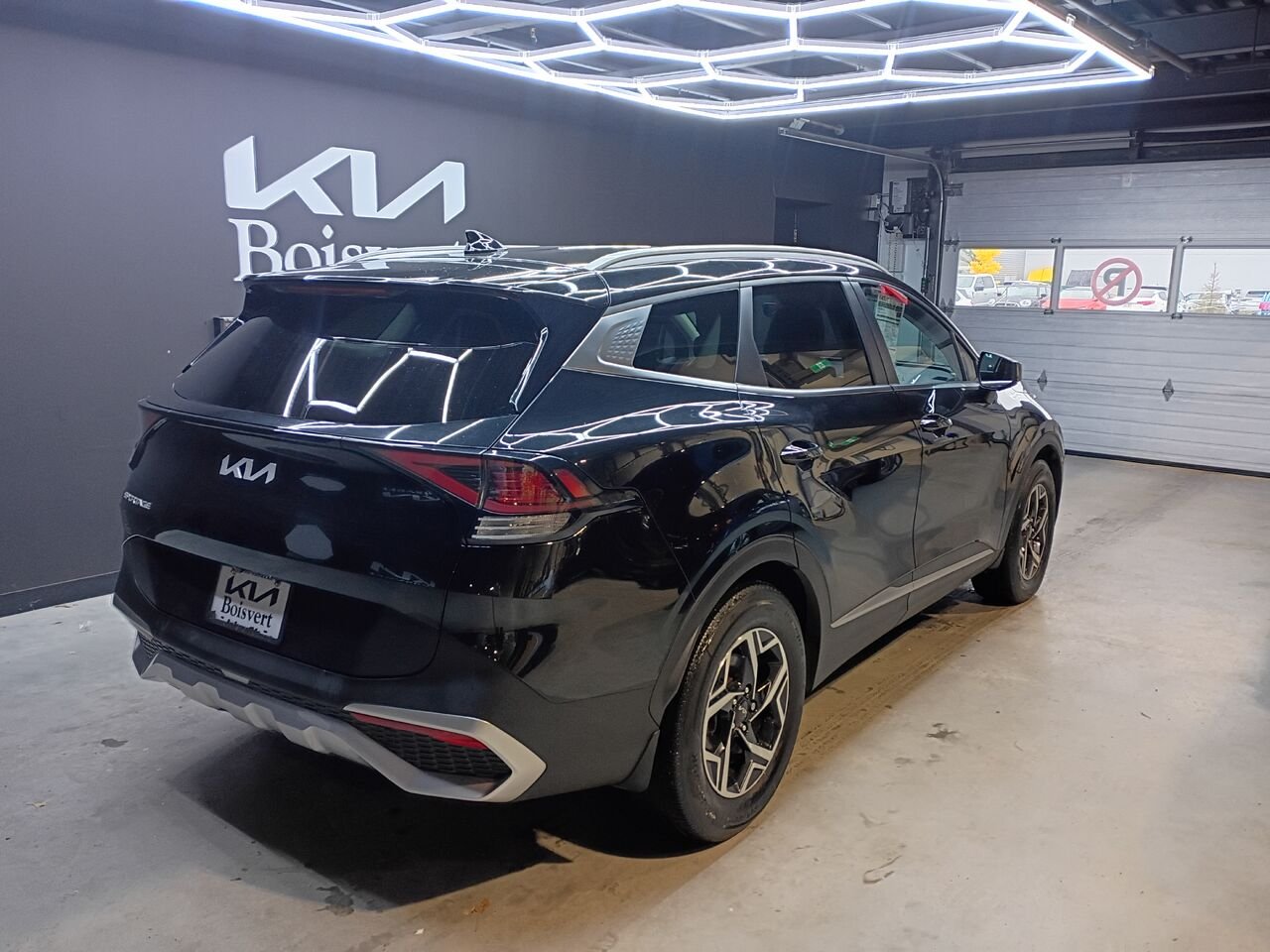 2023 Kia Sportage Black Blainville - photo #6