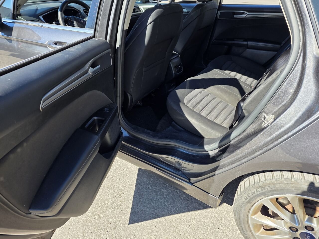 Ford fusion 2017 Gris Longueuil, - photo #9