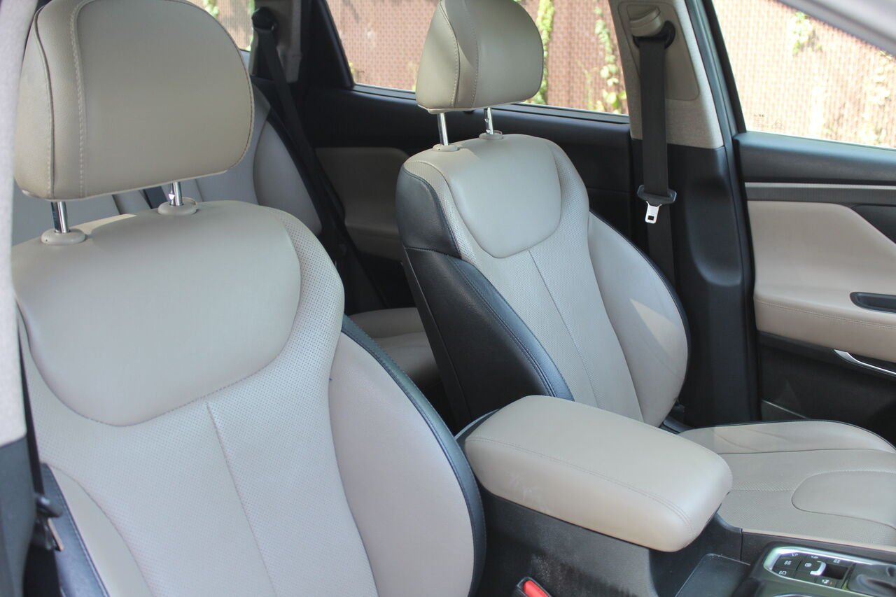 2019 Hyundai Santa Fe VIN: 5NMS5CAA7KH100988 Grey Sainte-Rose - photo #8