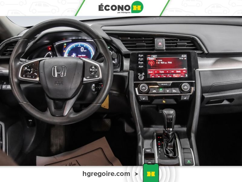 2019 Honda Civic Red Blainville - photo #19