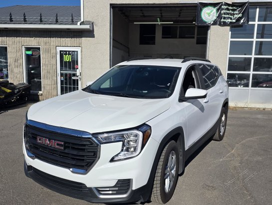 2022 GMC TERRAIN Traction intégrale, 4 portes SLE White