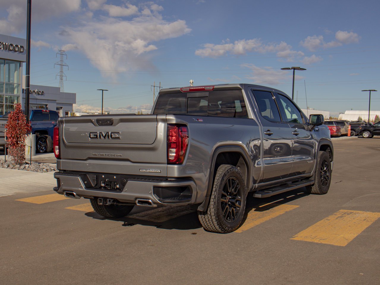 2024 GMC Sierra 1500 4WD Crew Cab 147 Elevation Grey Sherwood Park - photo #9