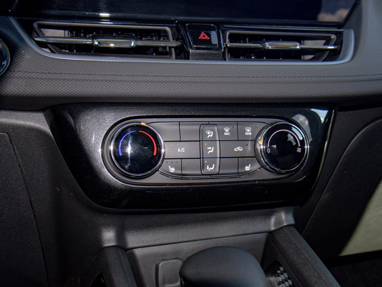 2026 Chevrolet Trailblazer AWD 4dr LT Grey Sherwood Park - photo #26