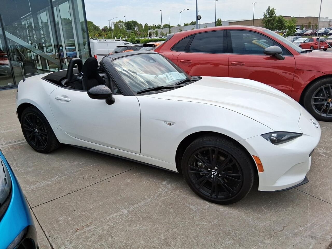 2025 Mazda MX-5 GS-P MIATA CLUB White Québec - photo #3