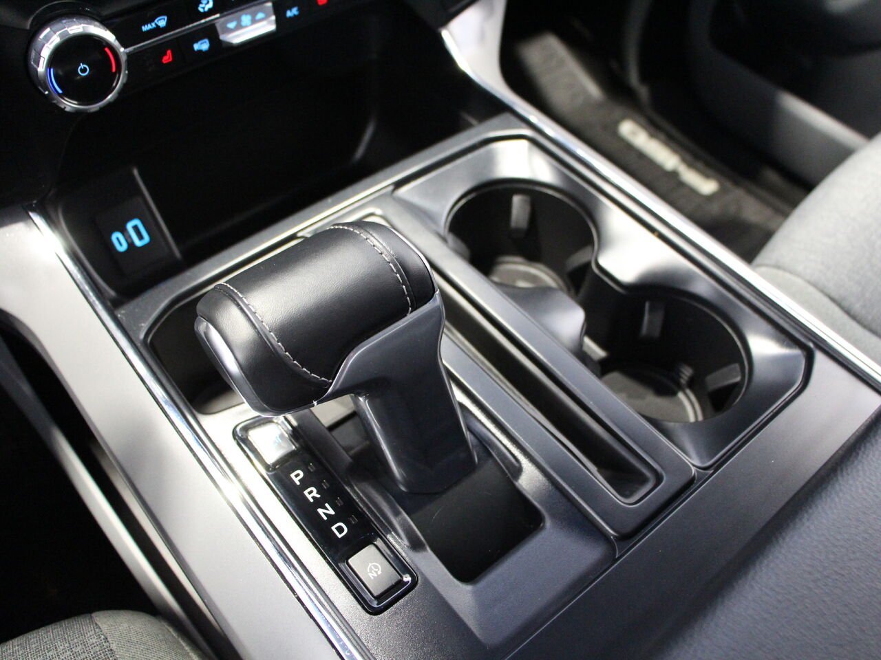 Ford F-150 Lightning XLT F150 LIGHTNING XLT 2024 Rouge Châteauguay - photo #12