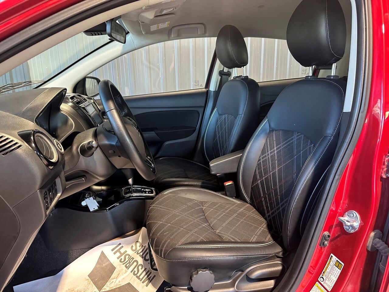 2024 Mitsubishi Mirage Red Mont-Laurier - photo #8
