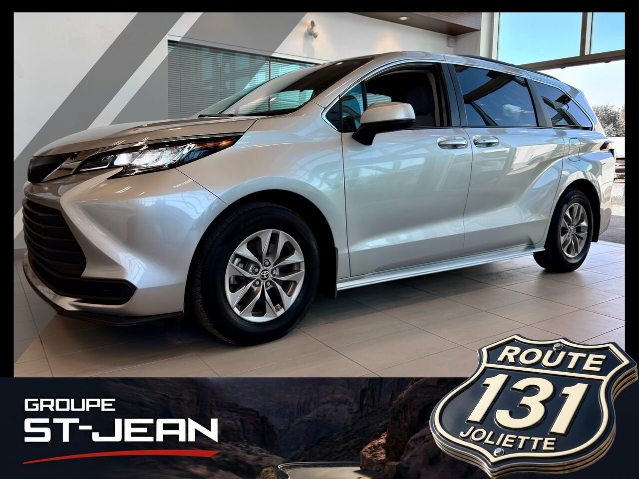 2022 Toyota Sienna Silver Notre-Dame-des-Prairies - photo #0