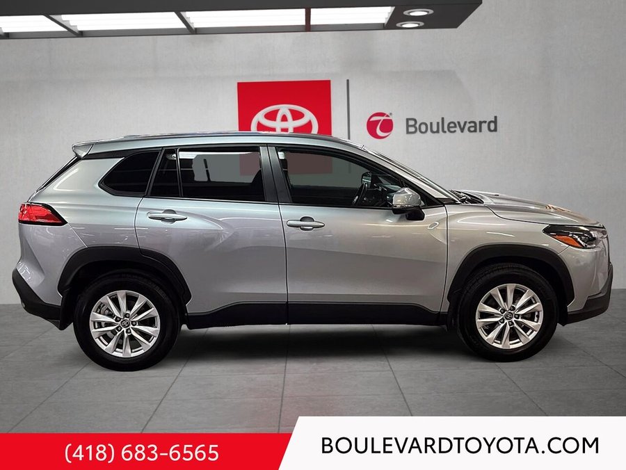 Toyota COROLLA CROSS LE, AWD 2024 Argent