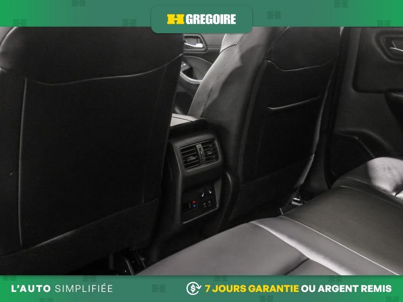 Nissan Rogue 2023 Rouge Laval - photo #26