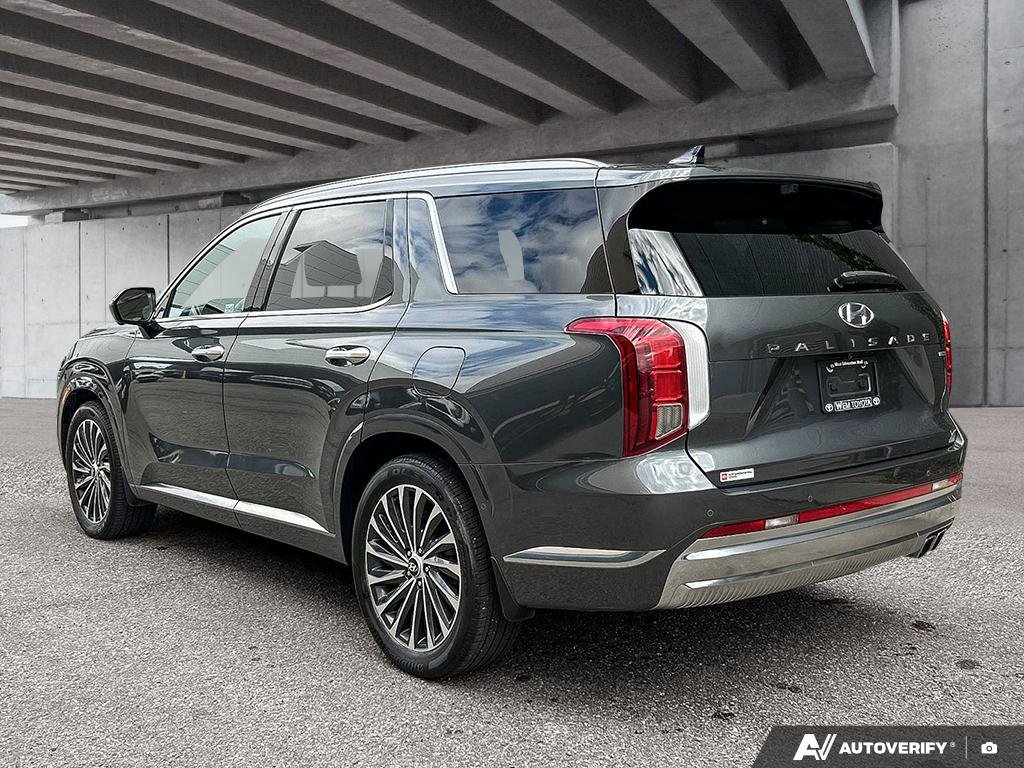 2023 Hyundai Palisade 2700008A | Ultimate Calligraphy, very low kms! Edmonton - photo #3