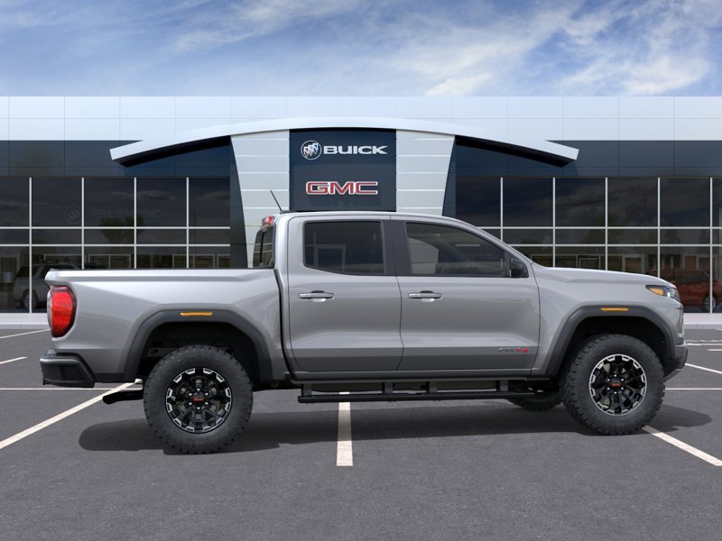 GMC Canyon AT4 cabine multiplace 4RM 2026 STERLING METALLISE Gatineau - photo #4