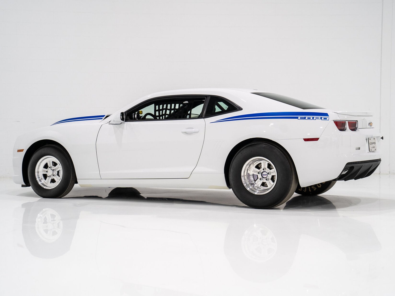 Chevrolet COPO Camaro 327 #15 of 69 1 of 20 Voiture D'accélération d'usine / Exemple Neuf Jamais Couru **PRIX EN USD** 2012 Blanc Montréal - photo #26