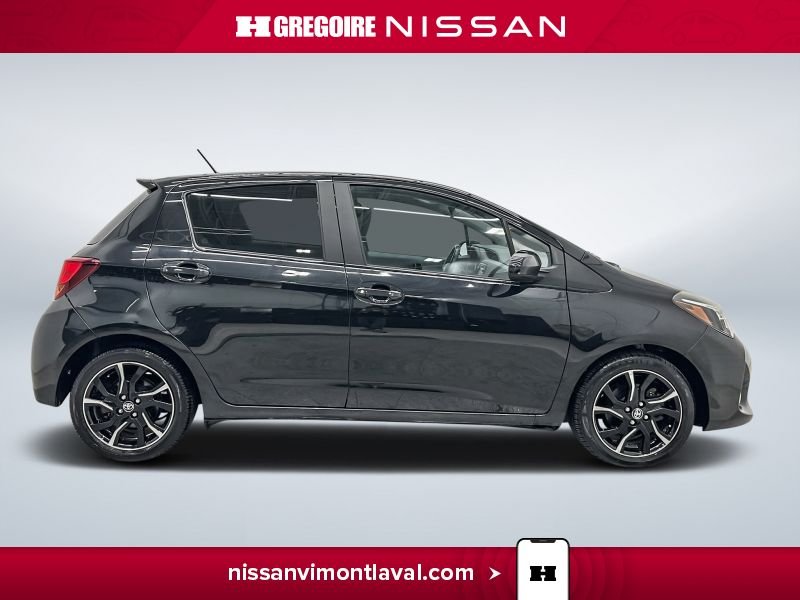 2017 Toyota Yaris Black Laval - photo #4