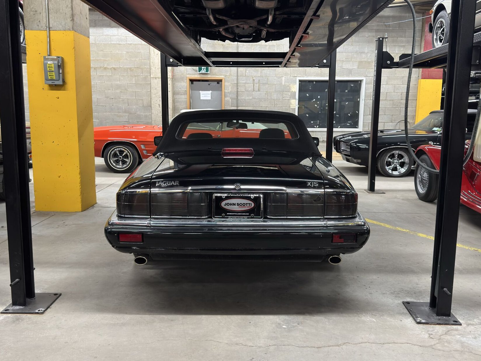 Jaguar XJS 1995 Noir Montréal - photo #4