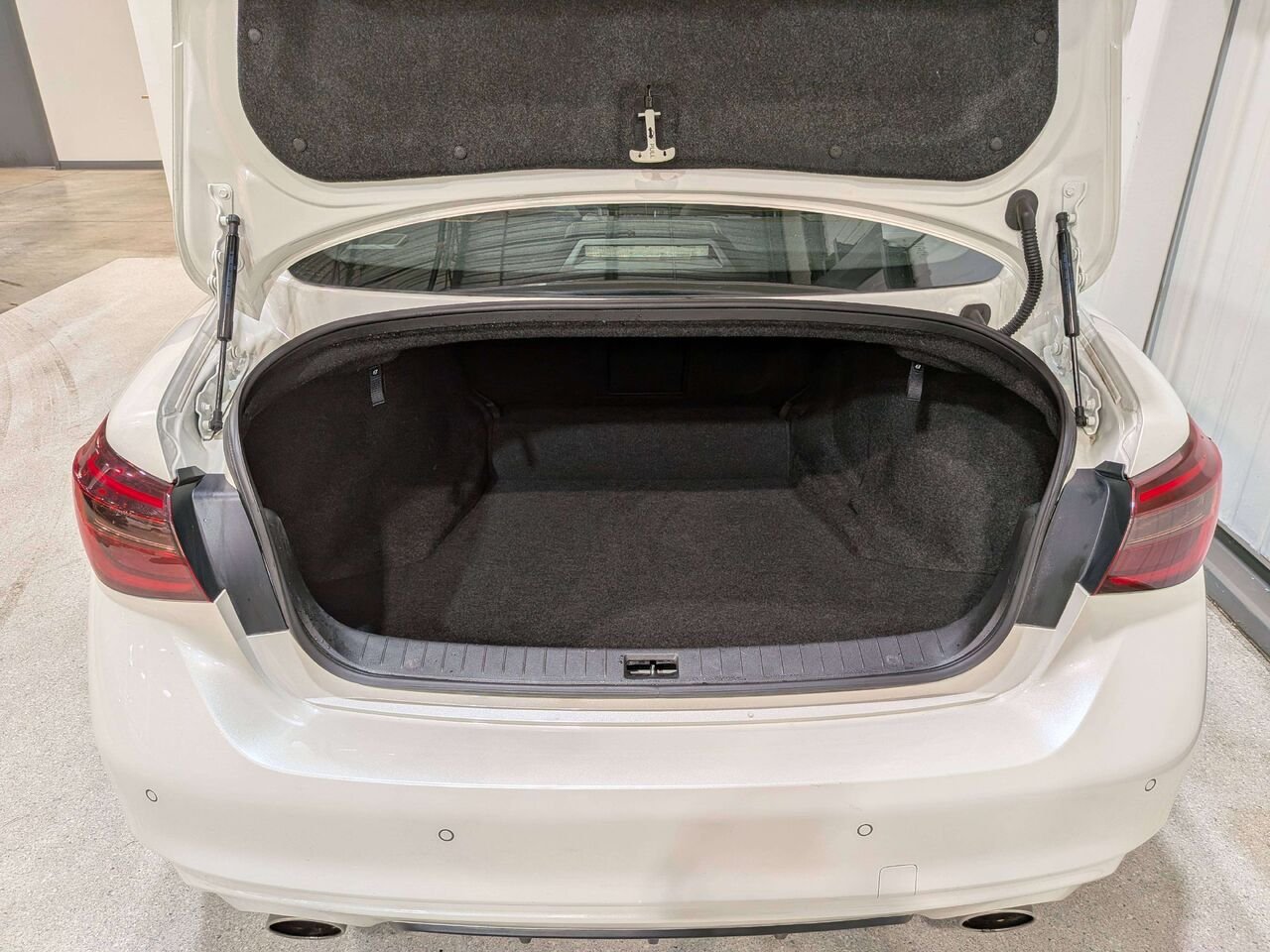 2024 INFINITI Q50 LUXE AWD White Val-David - photo #8