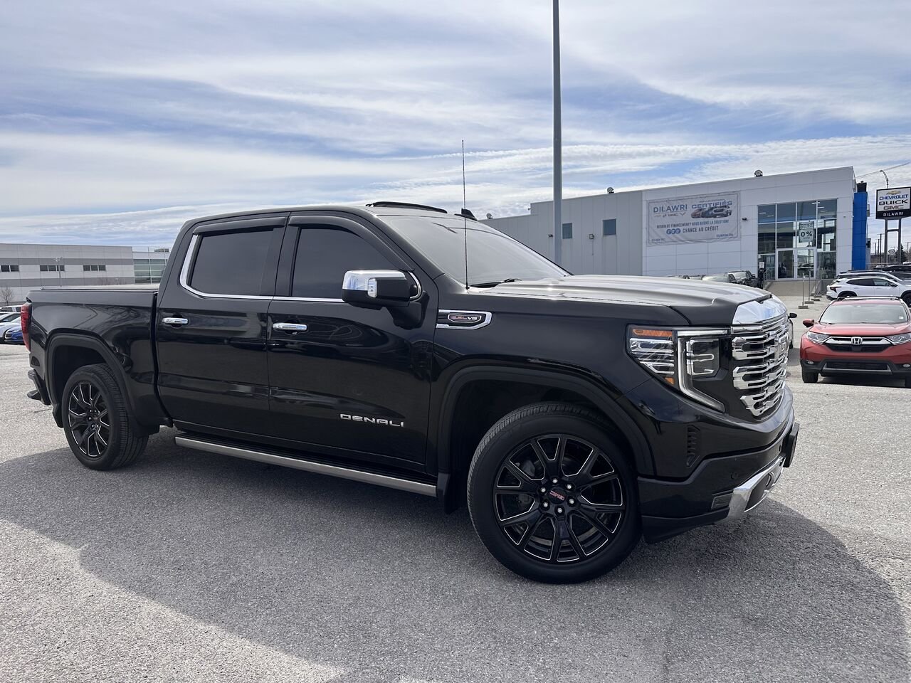 GMC SIERRA K1500 DENALI Denali cabine multiplace 4RM 147 po 2023 Noir Gatineau - photo #25