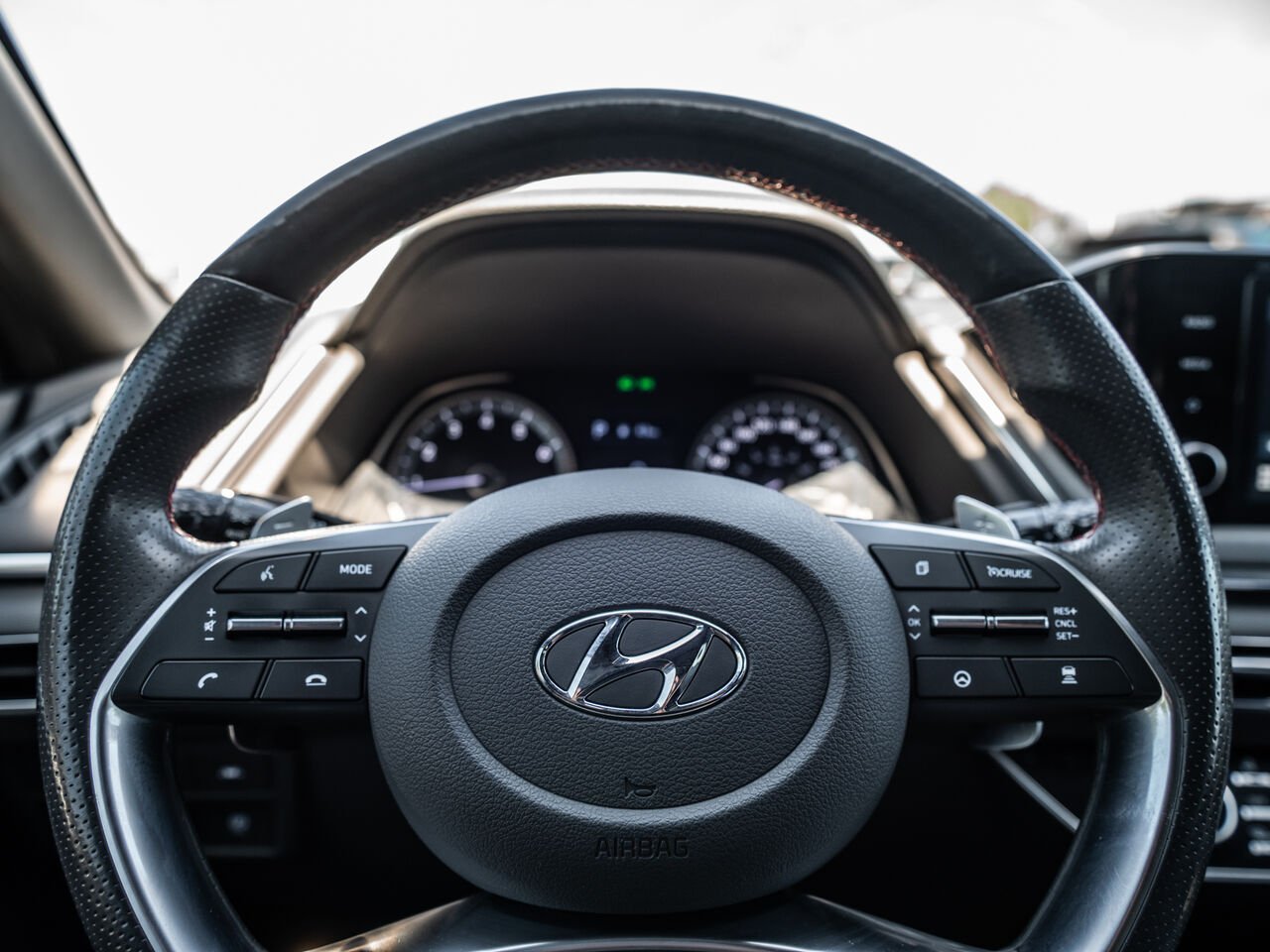 Hyundai Sonata 2022 Blanc Sainte-Julienne - photo #23