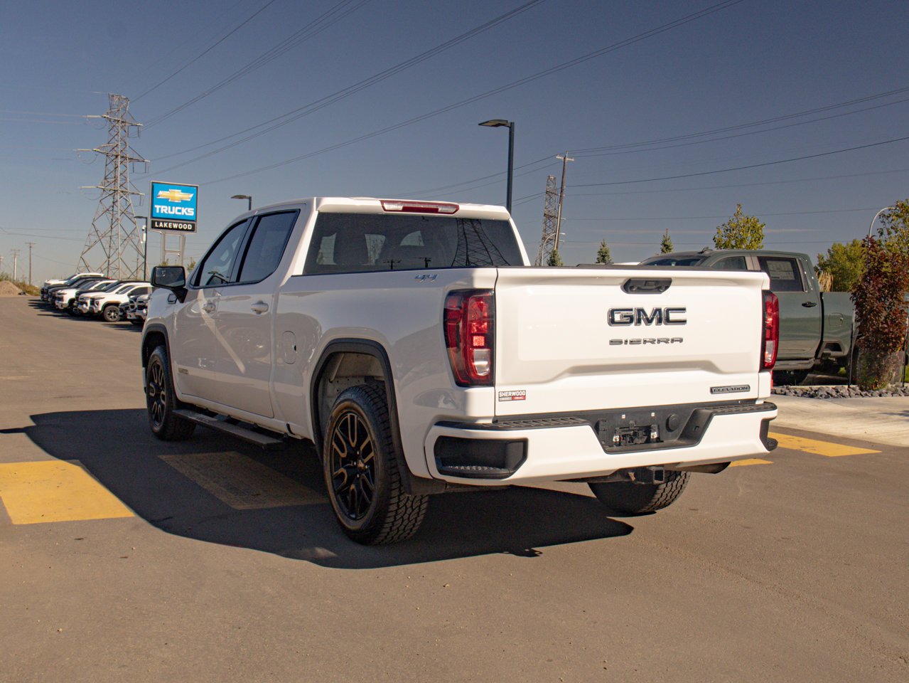 2024 GMC Sierra 1500 4WD Crew Cab 147 Elevation White Sherwood Park - photo #7