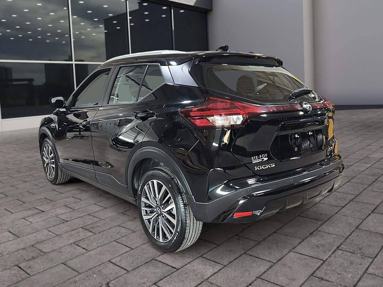 Nissan Kicks SV TA 2024 Noir Québec - photo #3