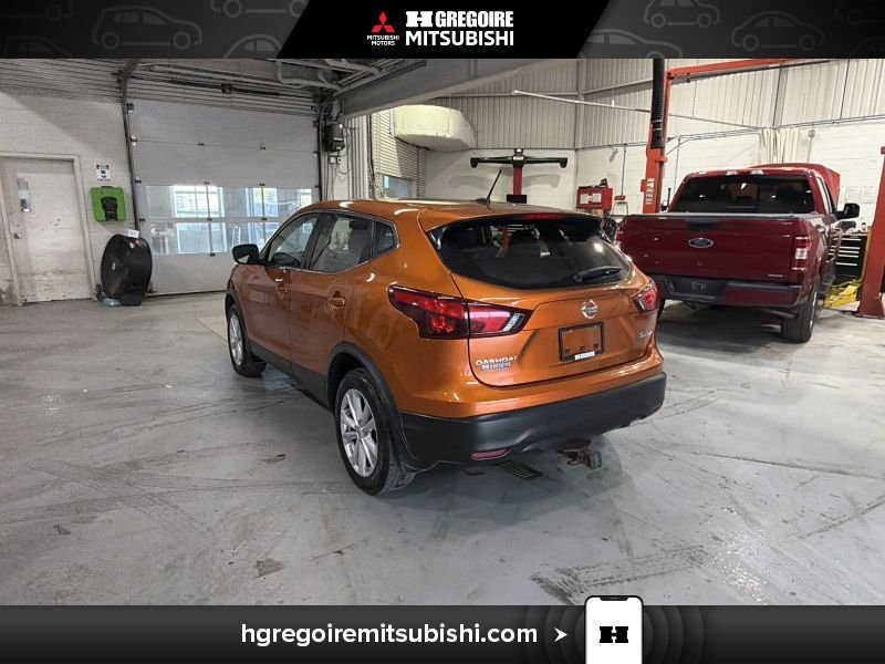 Nissan Qashqai 2017 Orange Saint-Eustache - photo #5