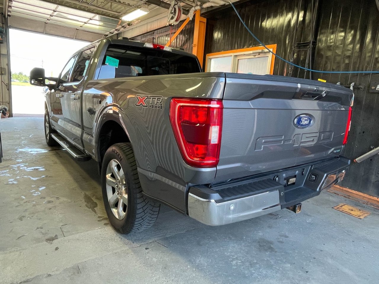 Ford F-150 XLT CREW 4X4 302A *TOIT* 3.5L ECOBOOST CAM 360 B&O 2022 Gris Saint-Jérôme - photo #5