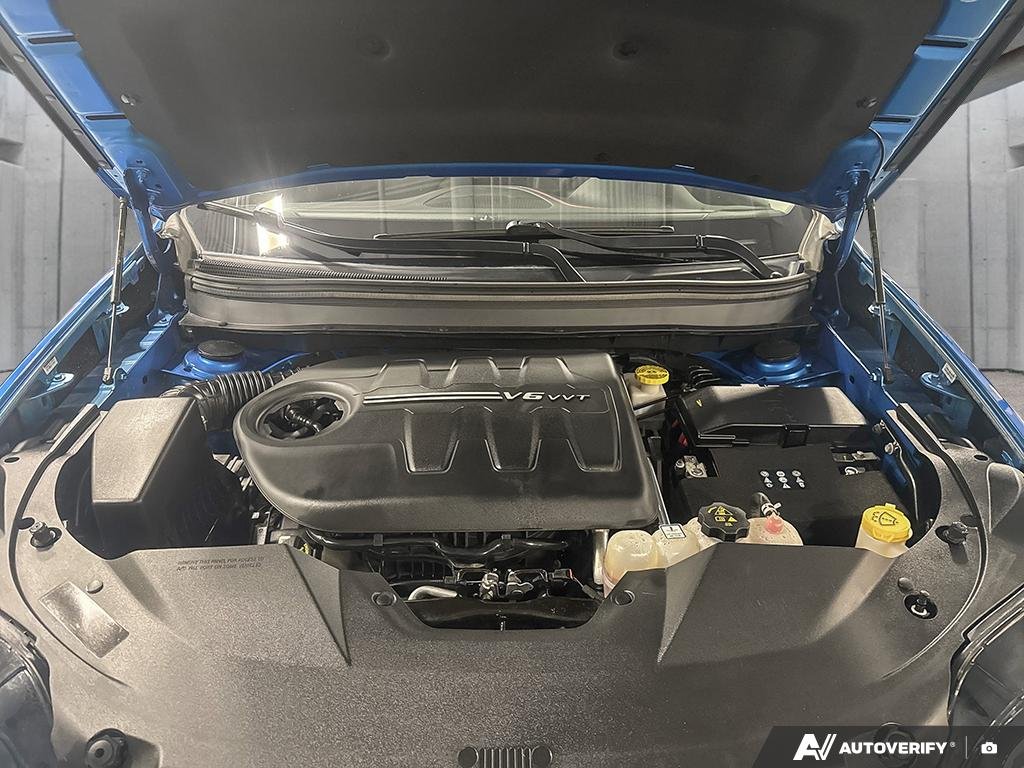 2020 Jeep Cherokee 2602134A | Trailhawk Elite Edmonton - photo #9