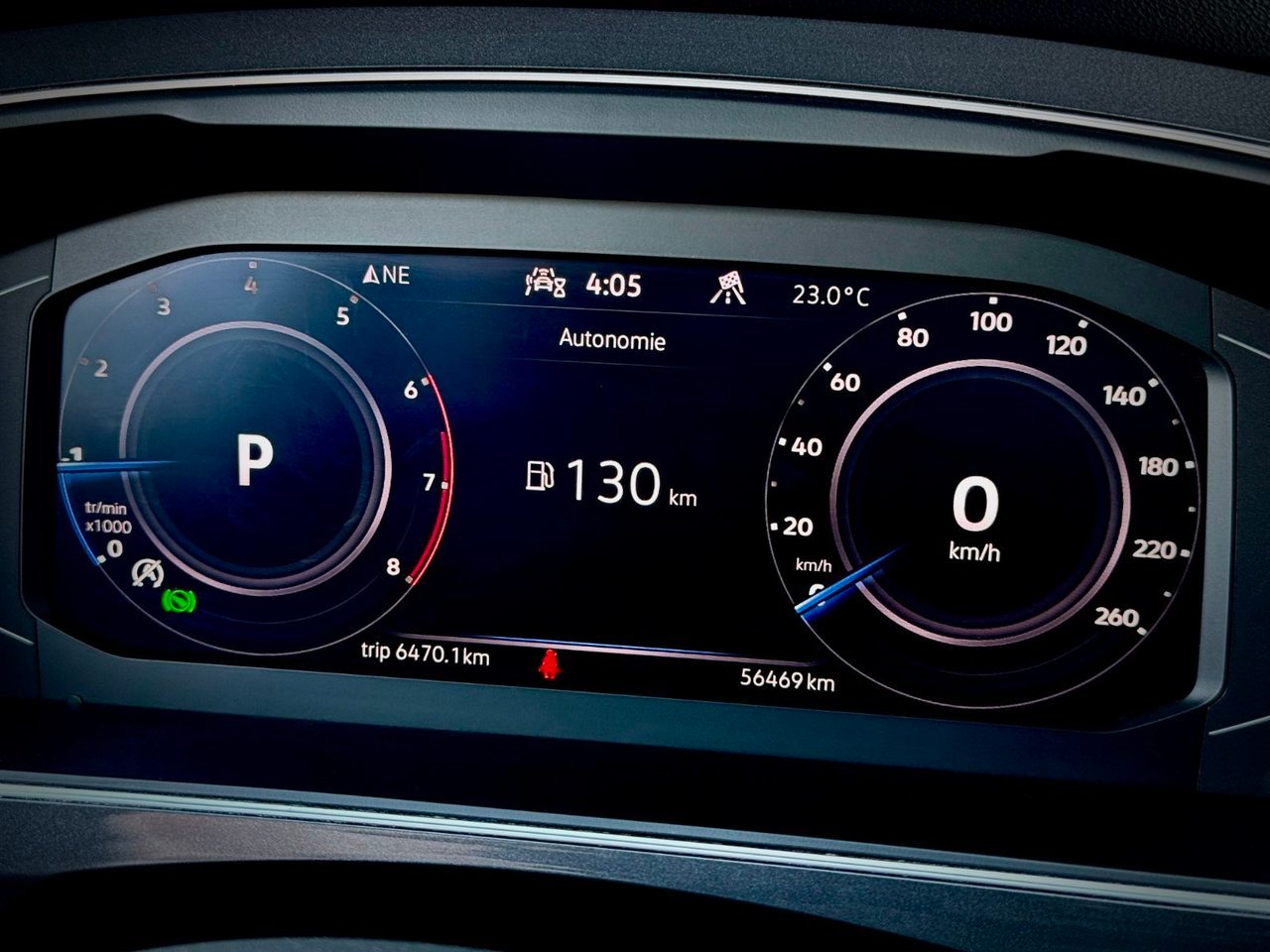 Volkswagen Tiguan 2023 Gris Notre-Dame-des-Prairies - photo #20