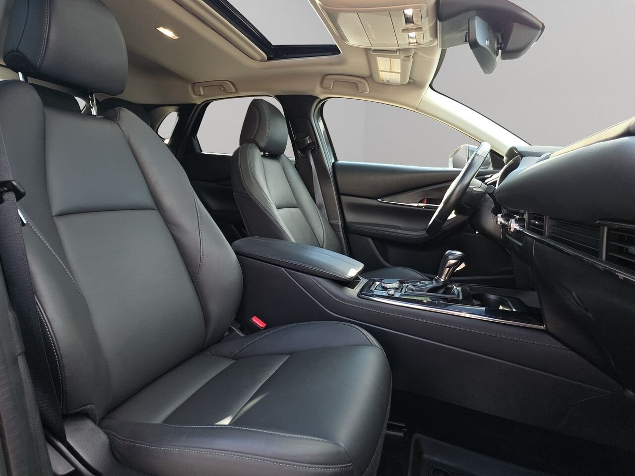 Mazda CX-30 GS TI, COMMANDE AUDIO AU VOLANT, VOLANT CHAUFFANT 2023 Gris Val-David - photo #16