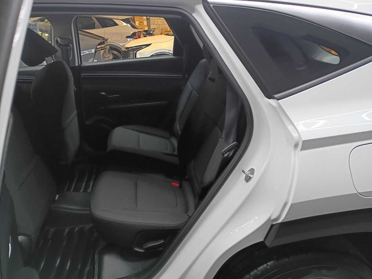 2022 Hyundai Tucson White Blainville - photo #16