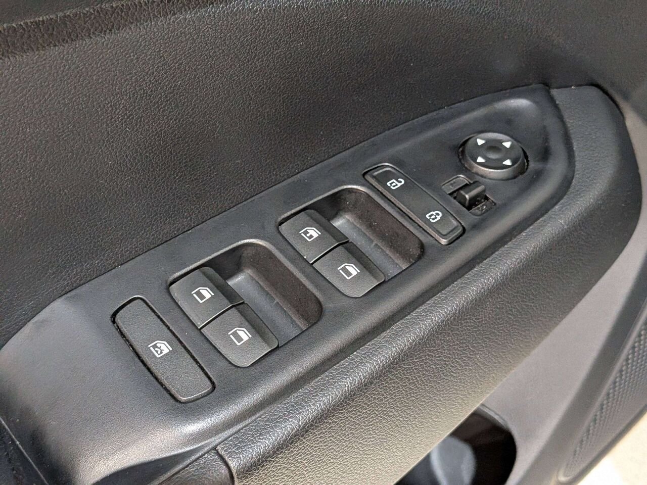 2026 Hyundai Venue Preferred IVT Grey Val-David - photo #33