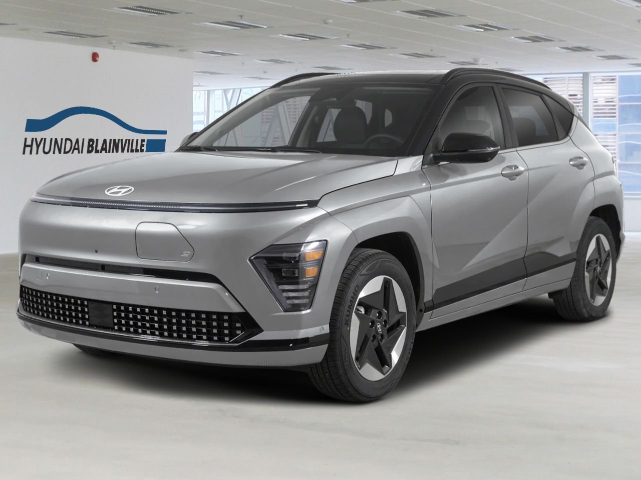 Hyundai Kona électrique 2026 Gris cybernétique avec toit Noir abyssal Blainville - photo #0