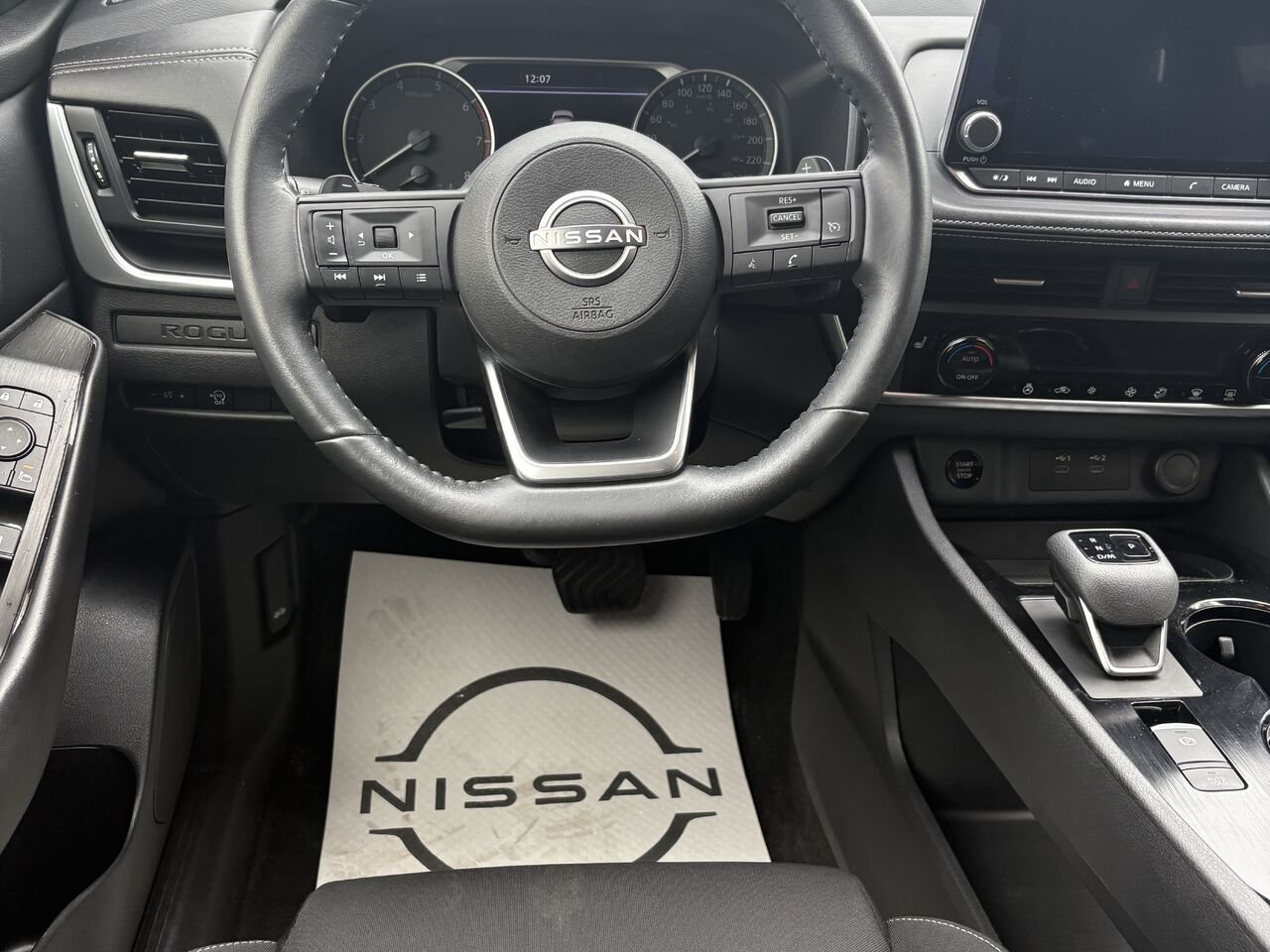2024 Nissan Rogue S Black Mont-Laurier - photo #10